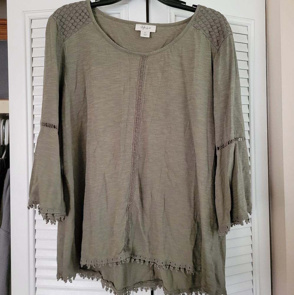 XL green blouse